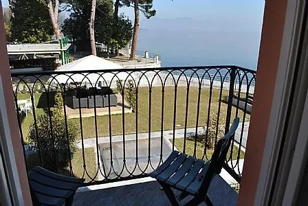 Lejlighed Sleeps 3 Pool Wifi