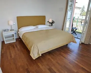 Sleeps 3 Pool Wifi *