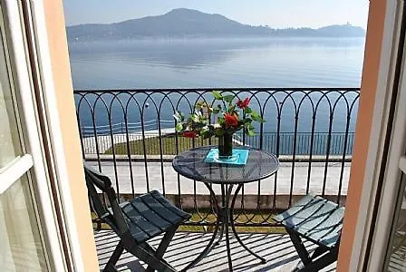 Sleeps 3 Pool Wifi Lejlighed *