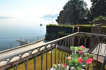 Lejlighed Sleeps 3 Pool Wifi Meina