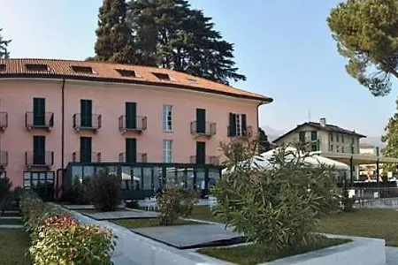 Sleeps 3 Pool Wifi Lejlighed